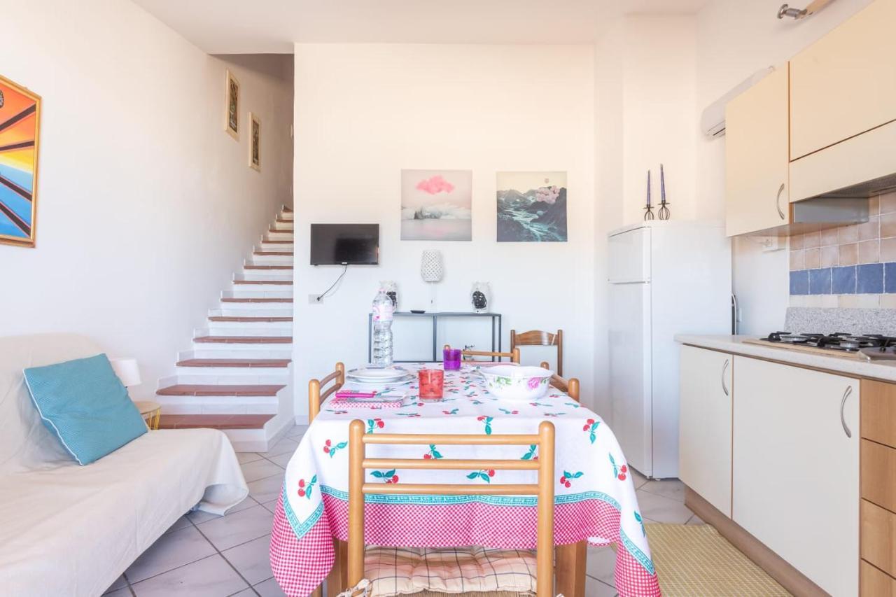 Sardegna Apartment Torre dei Corsari Luaran gambar